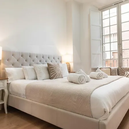 Dreamy Mediterranean Apartment With Parking - Center By Rems Málaga Extérieur photo